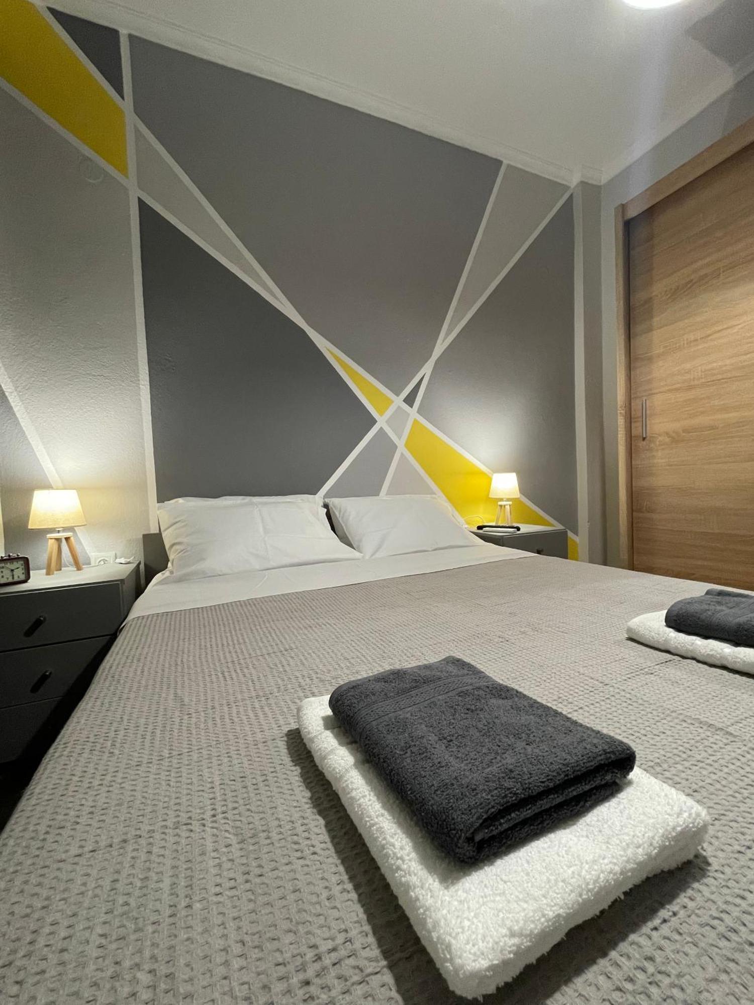 Dt Luxury Apartment Néa Péramos Екстериор снимка