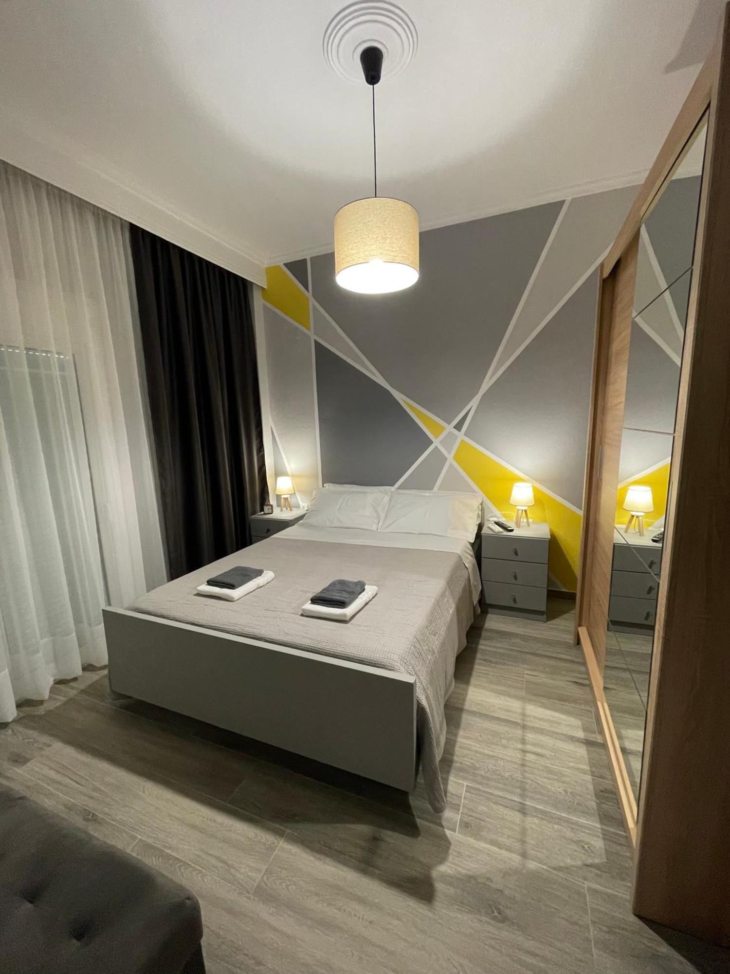 Dt Luxury Apartment Néa Péramos Екстериор снимка